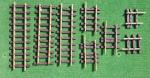 8 voies de 300/280/270/130/140/140/83/78 mm sans éclisses ni  connecteurs 